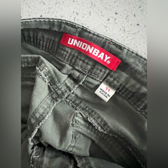 Women Camo Pants - Picture 3 of 3